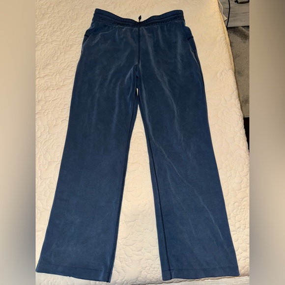 lululemon softstreme cropped pants - Picture 1 of 2